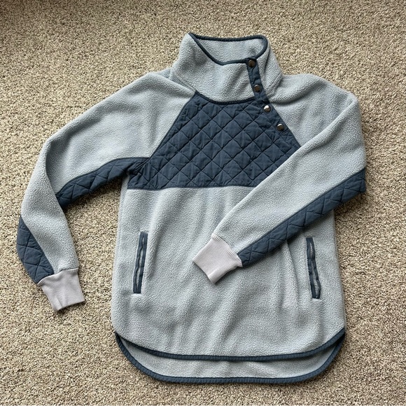 Abercrombie & Fitch Pullover - Blue Quilted Fleece Pullover Women Small - Picture 2 of 8